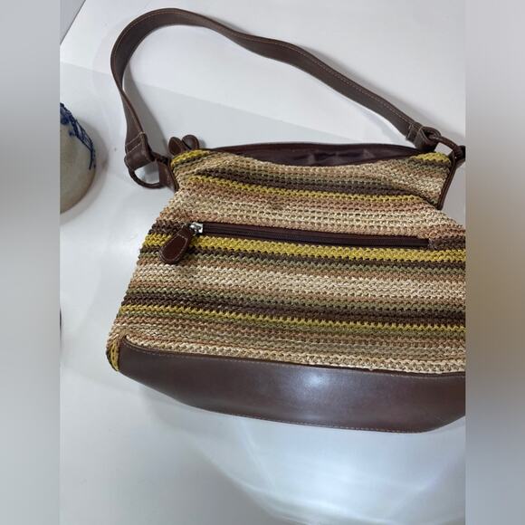 Straw Stripes Bag Brown Yellow with Leather like straps - Picture 10 of 14